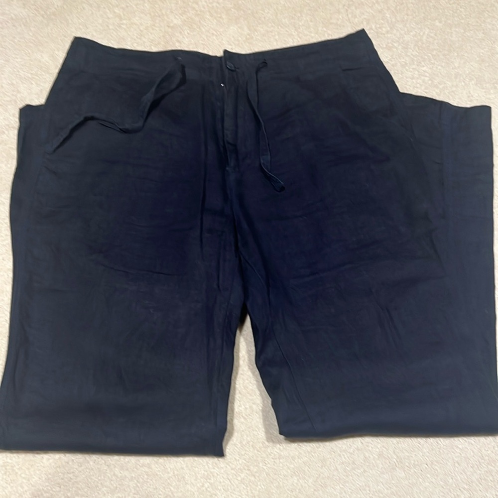 Mens Neiman Marcus drawstring linen pants. Size large